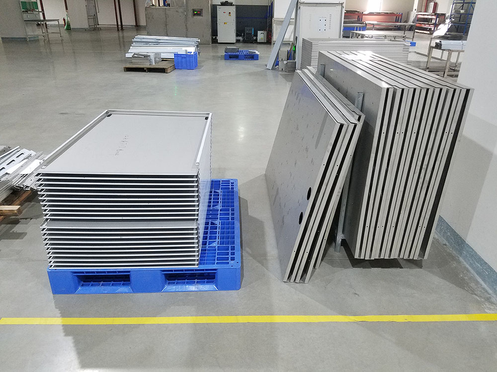 激光三维切割赋能汽车钣金定制，突破传统瓶颈